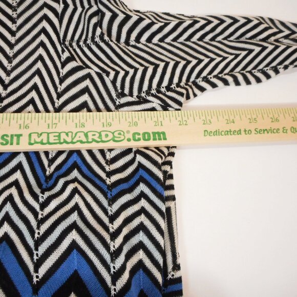 BCBG Maxazria Women's L Silk Blend Cardigan Wrap Knit Chevron Stripes Open Front - Picture 5 of 10